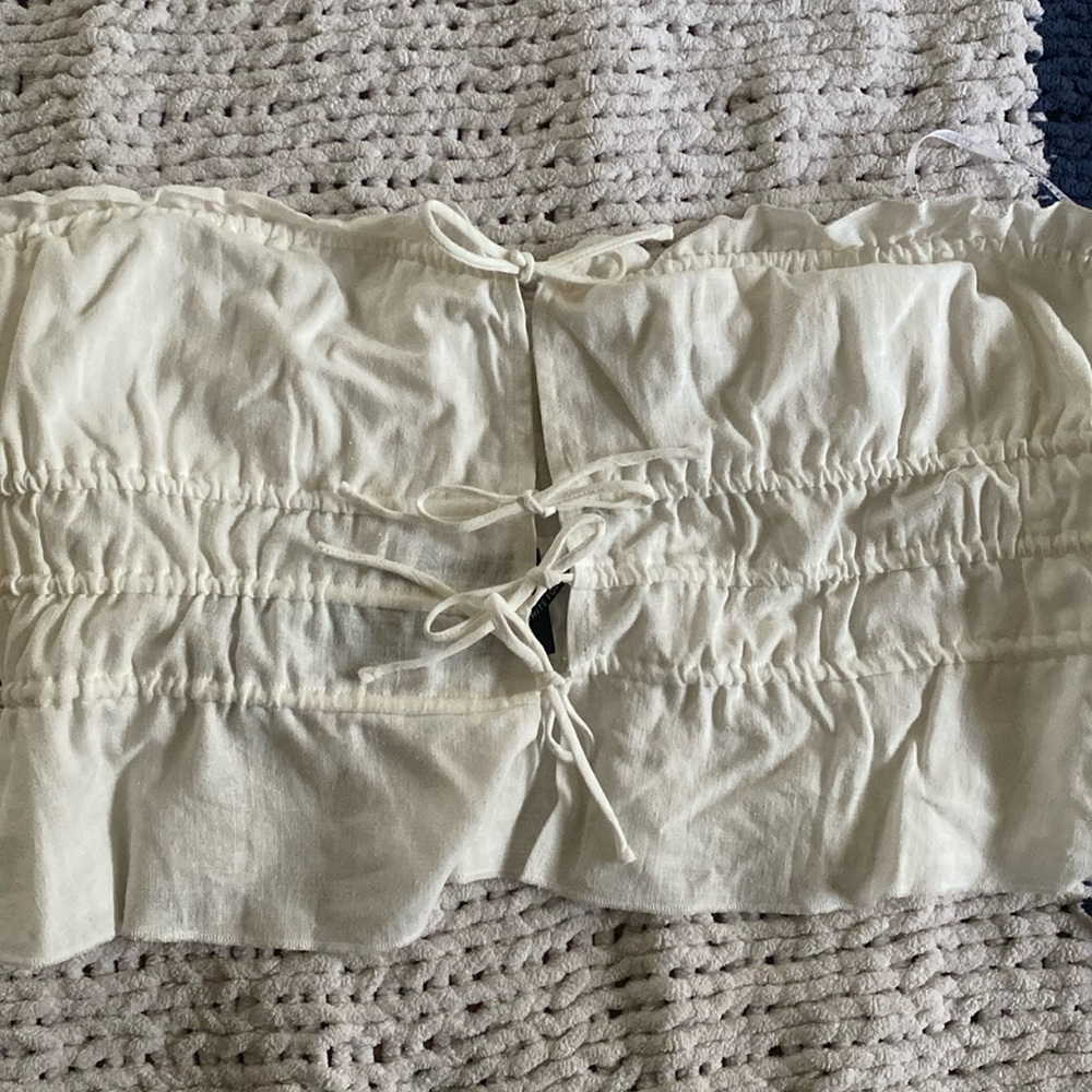 White strapless top large White Fox Boutique